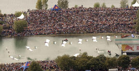 Pašdarināto lidaparātu konkurss Red Bull Flugtag (Bilde nr.4)